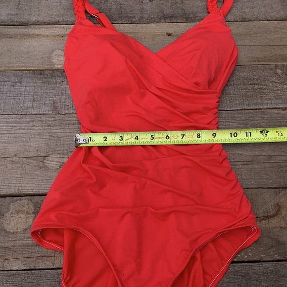 Jantzen Swim Euc Jantzen Classic Coral One Piece Tummy Control Swim